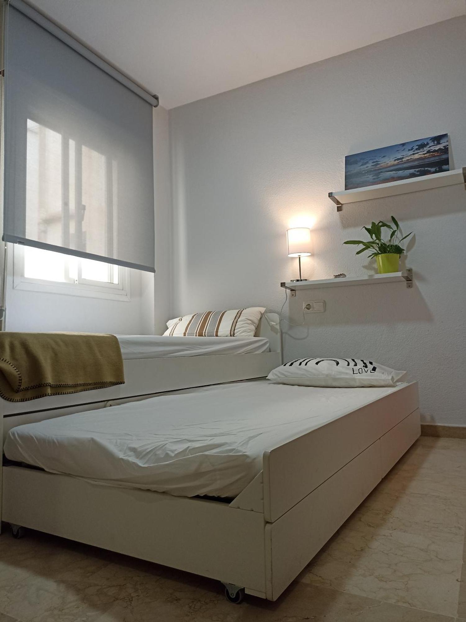 Confortable Habitacion Centrica En Piso Privado Privatunterkunft Málaga
