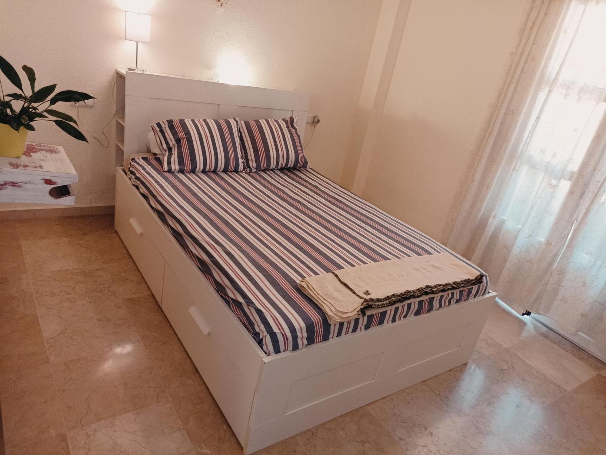 Privatunterkunft Confortable Habitacion Centrica En Piso Privado